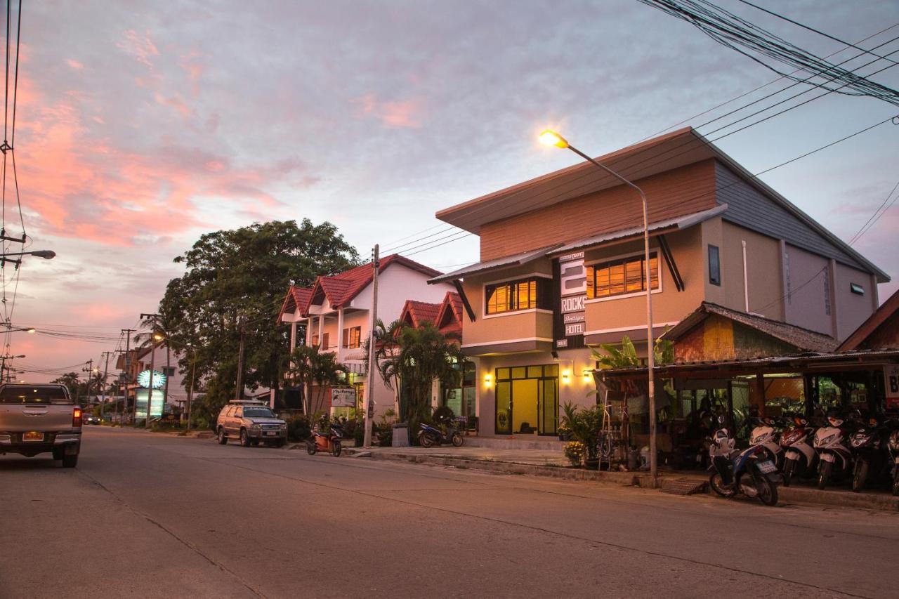 2 Rocks Boutique Hostel Baan Tai Bagian luar foto
